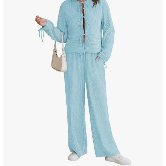 yousify 2 peace striped long sleeve tie front  lake blue or pink - Picture 1 of 5